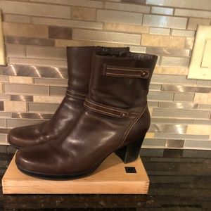 Clark Brown Leather Calf High Boots Size 9